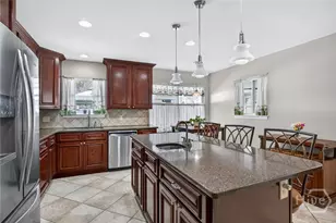 6 Belfair Dr, Savannah, GA 31419 - Photo 5