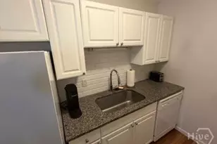 401 N Cromwell Rd, Savannah, GA 31410 - Photo 7