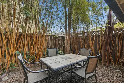 509 E York Street, Savannah, GA 31401 - Photo 17
