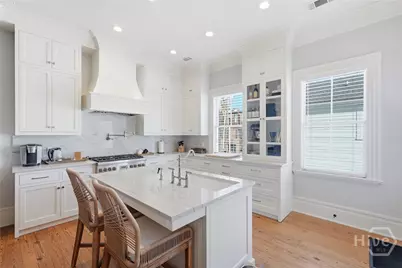114 W Liberty Street, Savannah, GA 31401 - Photo 11