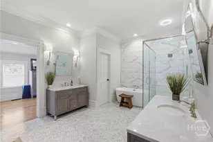 114 W Liberty St, Savannah, GA 31401 - Photo 23