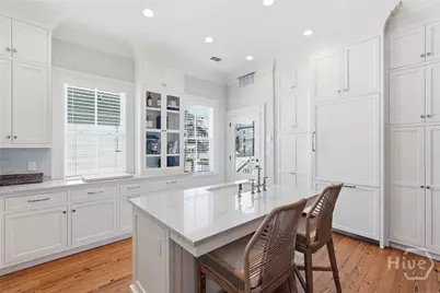 114 W Liberty Street, Savannah, GA 31401 - Photo 13