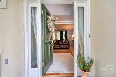 9 Schroeder Court, Savannah, GA 31411 - Photo 7