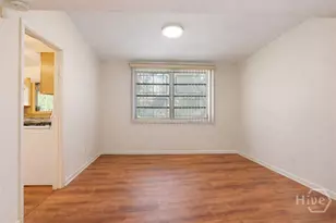 506 McLaws St, Savannah, GA 31405 - Photo 9