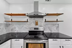 1605 Grove St, Savannah, GA 31401 - Photo 17