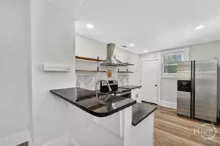 1605 Grove St, Savannah, GA 31401 - Photo 13