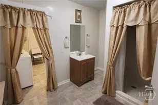 2348 Toussaint Ave, Savannah, GA 31404 - Photo 15