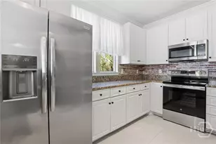2112 Whitemarsh Way, Savannah, GA 31410 - Photo 21