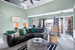 102 Stuart St, Savannah, GA 31405 - Photo 9