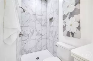 1317 E 32nd St, Savannah, GA 31404 - Photo 23