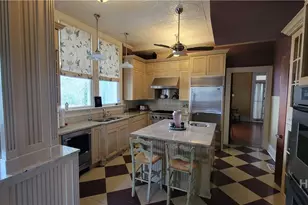 920 E Victory Dr, Savannah, GA 31405 - Photo 19