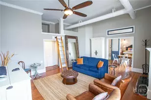 110 Barnard St, Savannah, GA 31401 - Photo 7