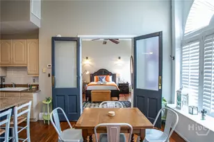 110 Barnard St, Savannah, GA 31401 - Photo 17