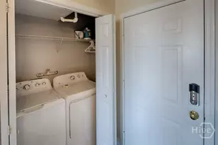 105 Whitaker St, Savannah, GA 31401 - Photo 3
