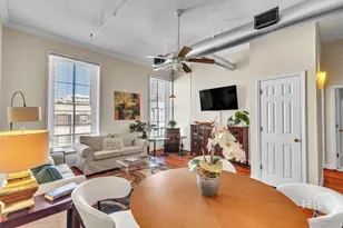 105 Whitaker St, Savannah, GA 31401 - Photo 13