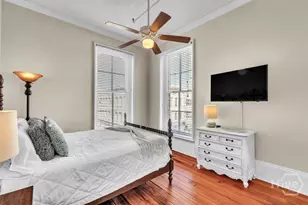 105 Whitaker St, Savannah, GA 31401 - Photo 17