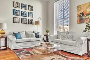 105 Whitaker St, Savannah, GA 31401 - Photo 11