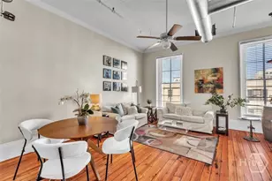 105 Whitaker St, Savannah, GA 31401 - Photo 3