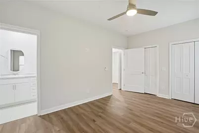 33 Travis Street, Savannah, GA 31406 - Photo 13