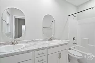 33 Travis St, Savannah, GA 31406 - Photo 17