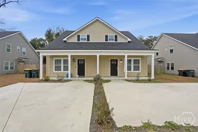 33 Travis Street, Savannah, GA 31406 - Photo 1