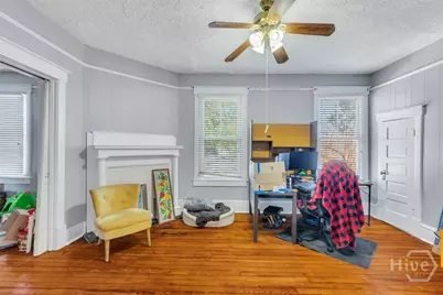 709 E 35th Street, Savannah, GA 31401 - Photo 13