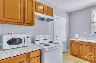 709 E 35th St, Savannah, GA 31401 - Photo 15