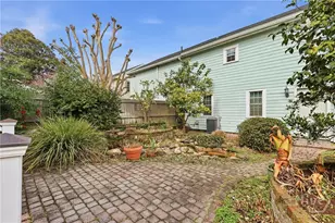 536 E Harris St, Savannah, GA 31401 - Photo 25