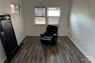 910 Staley Ave, Savannah, GA 31405 - Photo 5