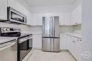 1513 Whitemarsh Way, Savannah, GA 31410 - Photo 9