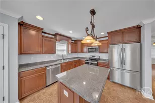 4248 Shadow Garden, Hahira, GA 31632 - Photo 9