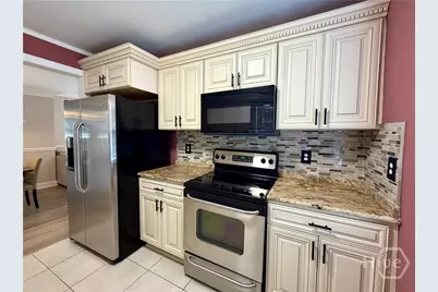 208 Cantyre Street, Port Wentworth, GA 31407 - Photo 9