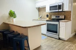 1217 Bay St, Tybee Island, GA 31328 - Photo 7