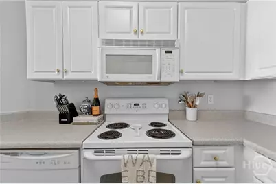 2136 Whitemarsh Way, Savannah, GA 31410 - Photo 11