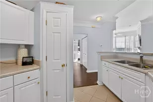 2136 Whitemarsh Way, Savannah, GA 31410 - Photo 9