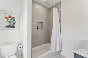 554 E Mc Donough St, Savannah, GA 31401 - Photo 17