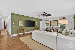 122 North St, Savannah, GA 31410 - Photo 9