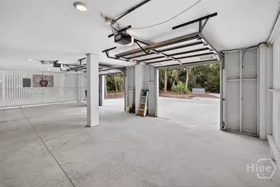 122 North Street, Savannah, GA 31410 - Photo 39