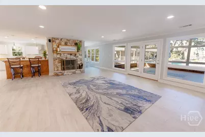 27 Falligant Avenue, Savannah, GA 31410 - Photo 9