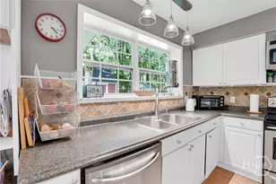 22 Daveitta Dr, Savannah, GA 31419 - Photo 7