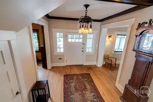 215 E 45th St, Savannah, GA 31405 - Photo 9