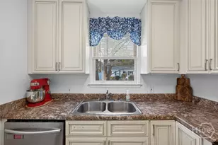 2305 Lorraine Dr, Savannah, GA 31404 - Photo 19