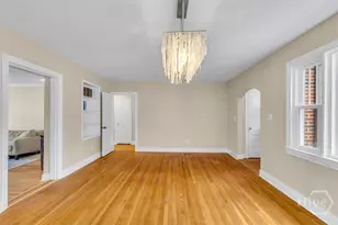 308 E 55th St, Savannah, GA 31405 - Photo 5