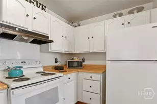 1020 E Bolton St, Savannah, GA 31401 - Photo 11