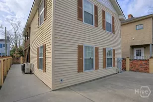 1020 E Bolton St, Savannah, GA 31401 - Photo 5