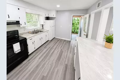 1710 E 59th Street, Savannah, GA 31404 - Photo 7