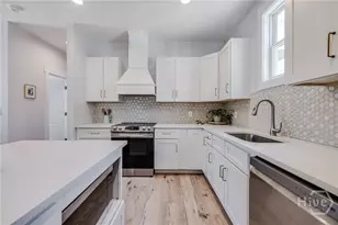 1135 E Park Ave, Savannah, GA 31404 - Photo 13