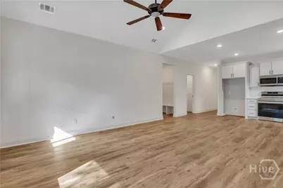 117 B Whitehall Avenue, Rincon, GA 31326 - Photo 5