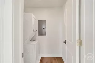 408 Geo Meyer, Savannah, GA 31401 - Photo 23