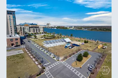 352 Eastern Wharf Avenue, Savannah, GA 31401 - Photo 11